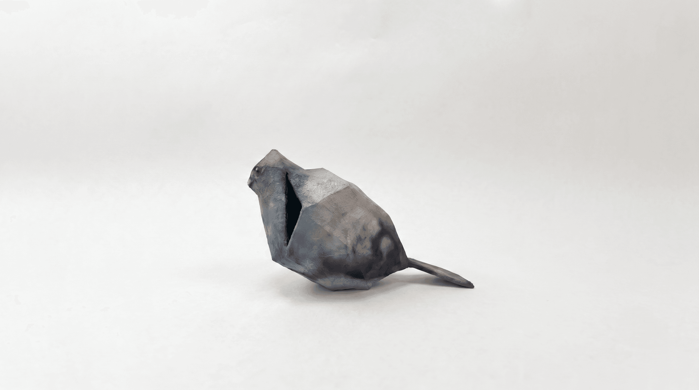 비둘기_ Acrylic on filament,13x21x15cm,2026 (3)